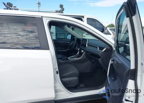 2025 Toyota Rav4 Le z USA, uszkodzony, nr VIN 2T3F1RFV9SW578854